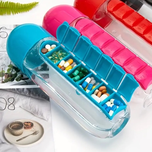 NIP Medicine Box And Water Bottle 2 in 1 - Picture 2 of 3